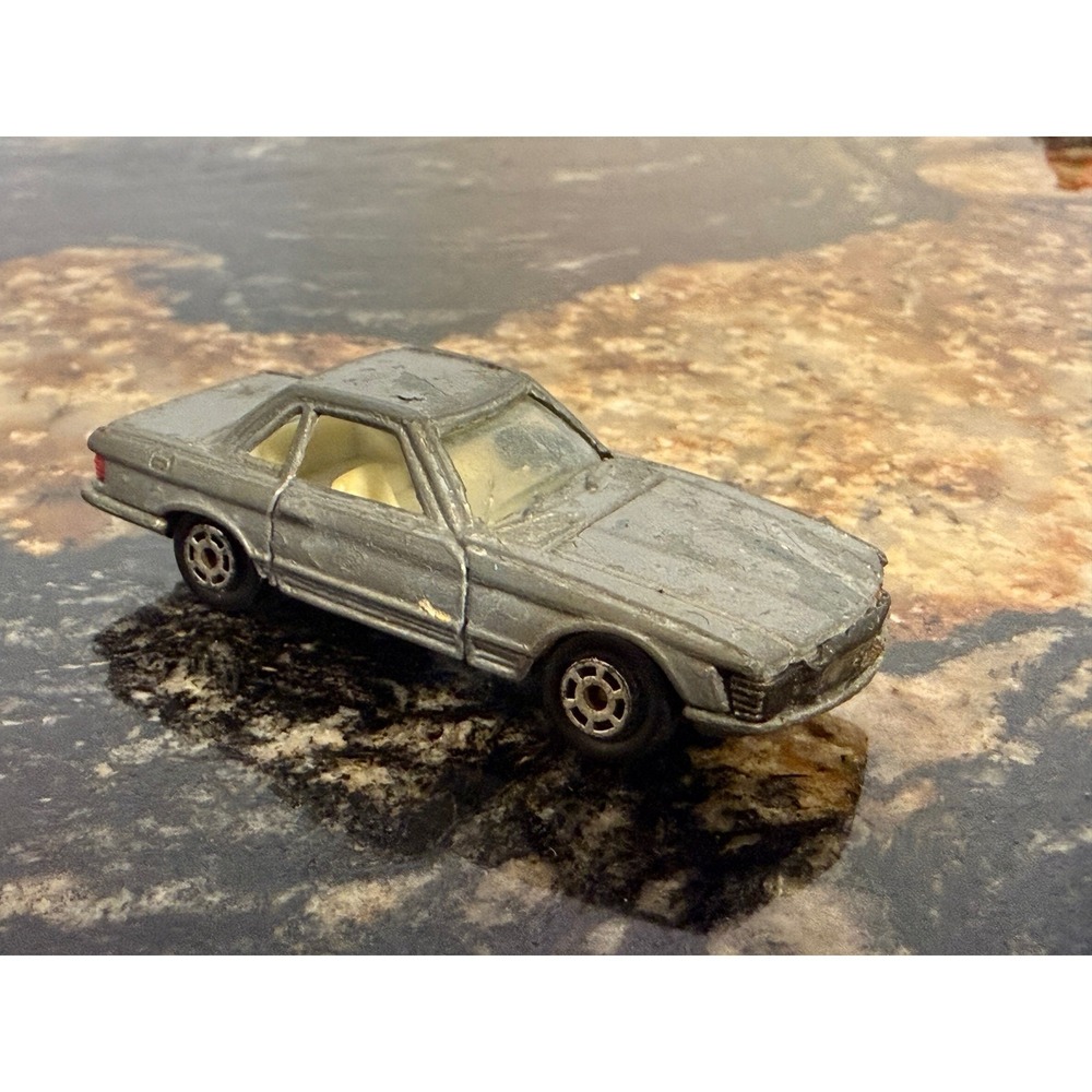 Yat Ming Diecast Mercedes Benz 350 SL 1011 Silver Toy Car